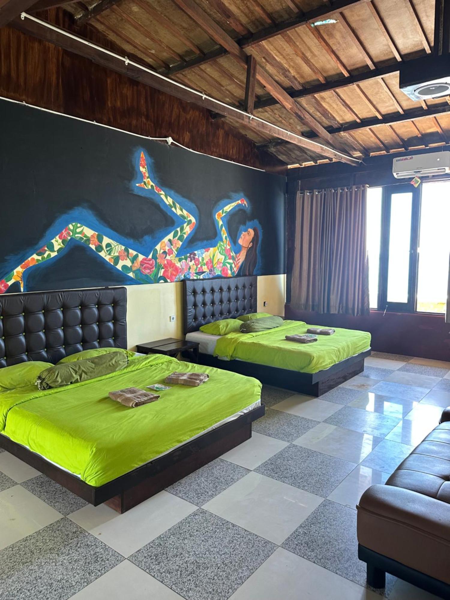 Mooi Park Hotel Sorong Exterior foto
