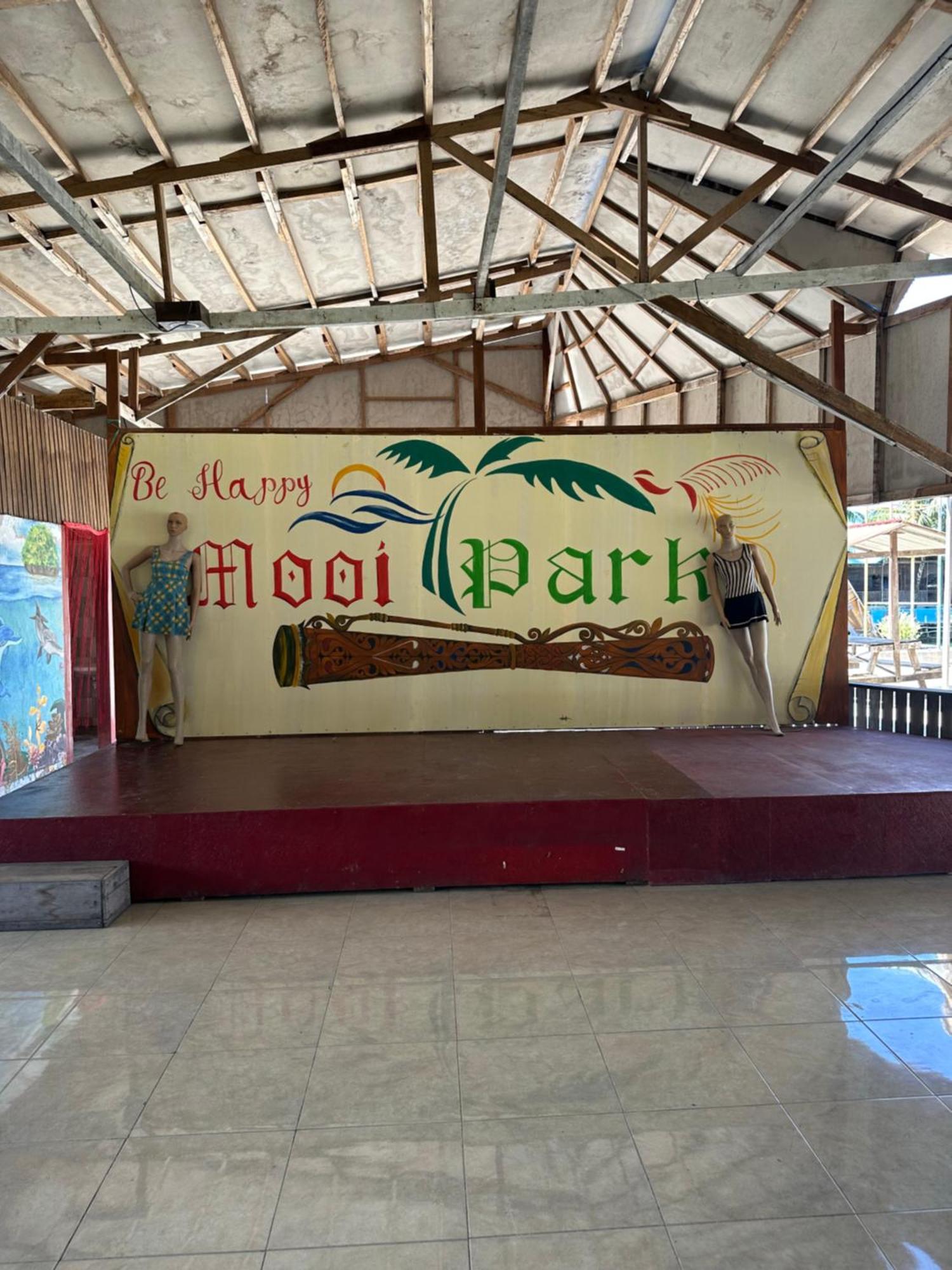 Mooi Park Hotel Sorong Exterior foto