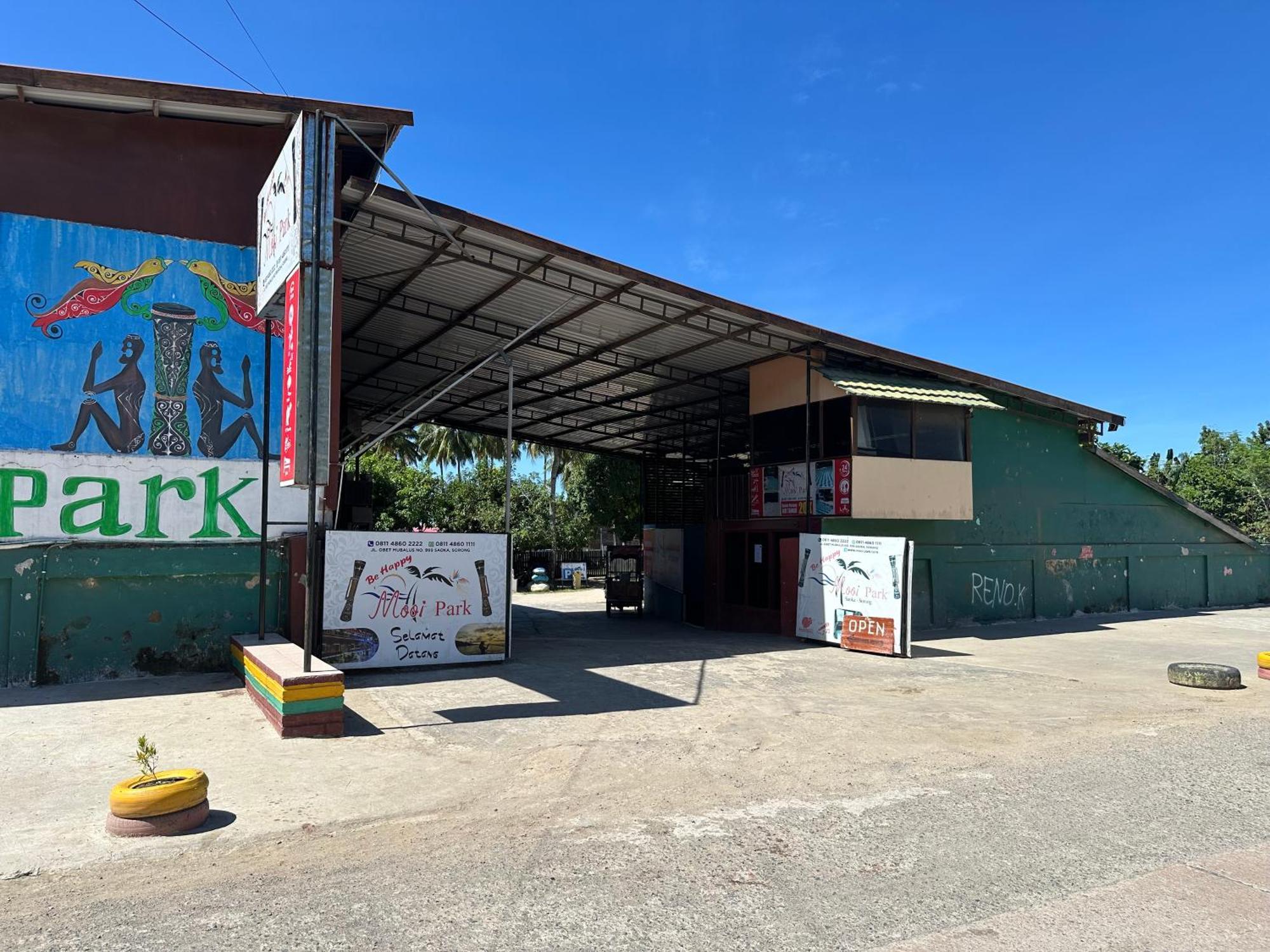 Mooi Park Hotel Sorong Exterior foto